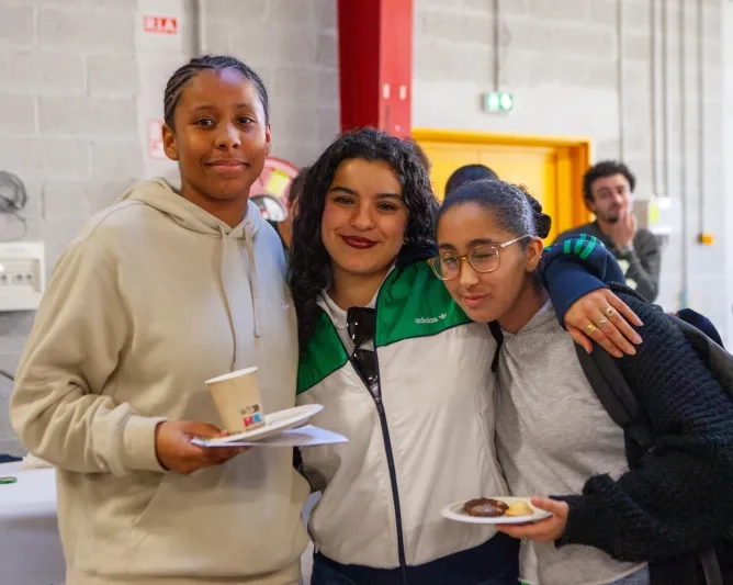 élèves au forum des métiers 2024